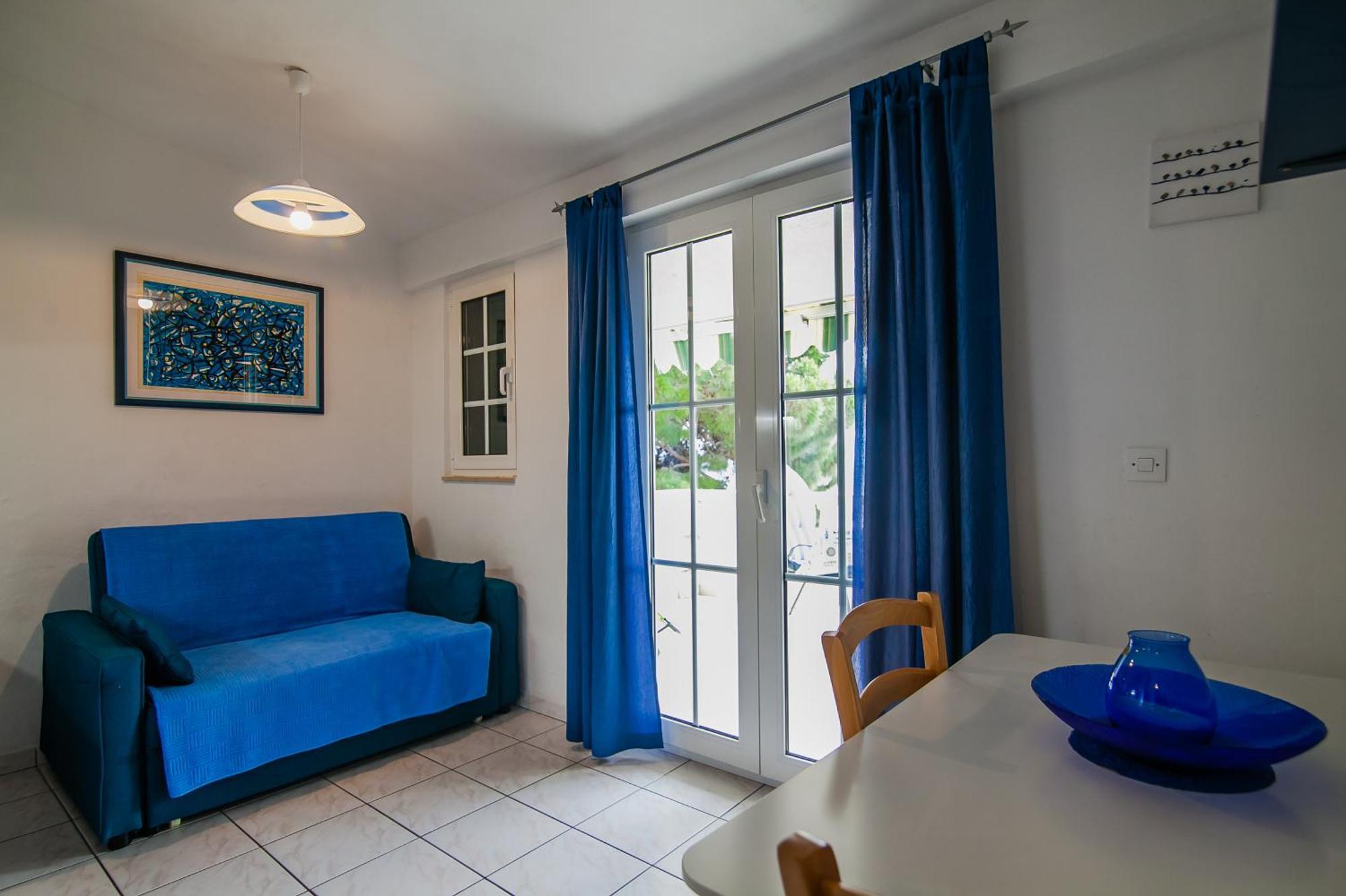Apartments Paula Бол Экстерьер фото